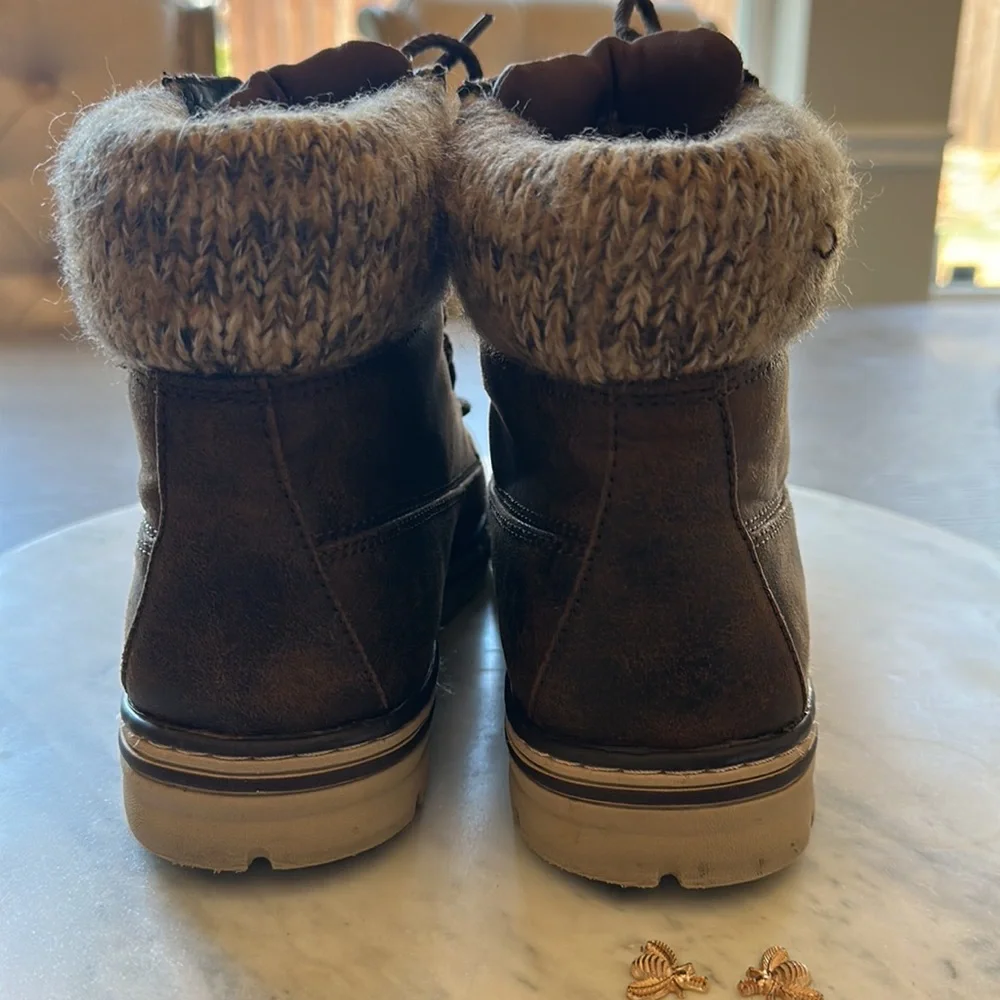 Cliff's by White Mountain Women Decker Brown Faux Leather Lace up Boots - Picture 6 of 9